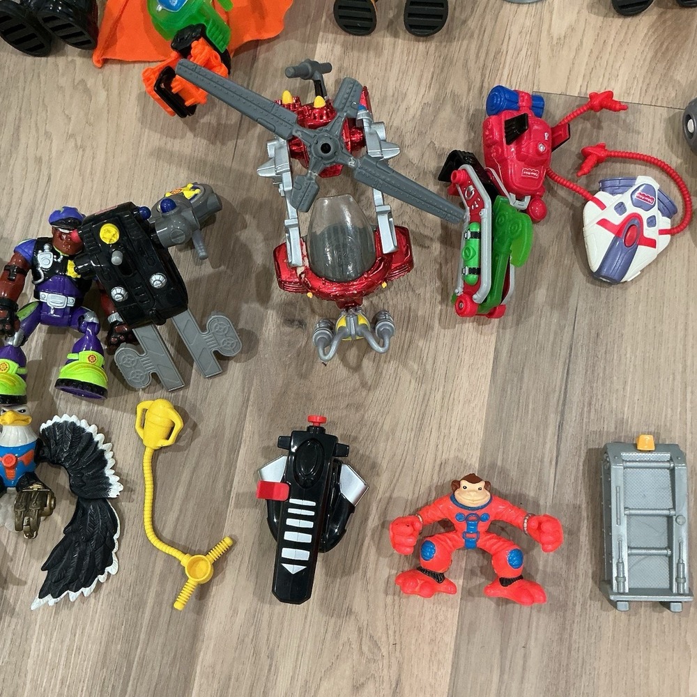 Vtg Fisher Price Rescue Heroes Figures Backpacks Vehicle Animals Lot 50+ Piece - Picture 8 of 8